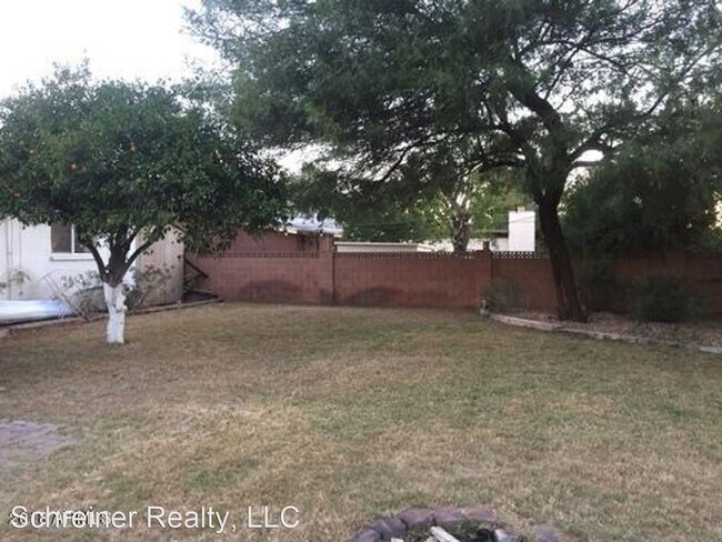 Foto del edificio - 3 br, 2 bath House - 1350 W. 14th St