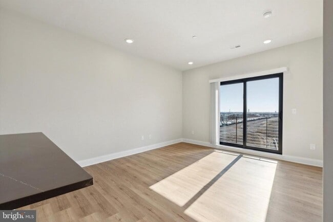 Foto del edificio - 2157 E Lehigh Ave