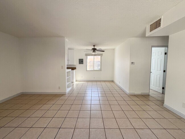 Foto del interior - 3216 W 99th St