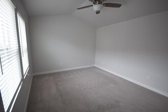 Building Photo - 2142 N 725 W