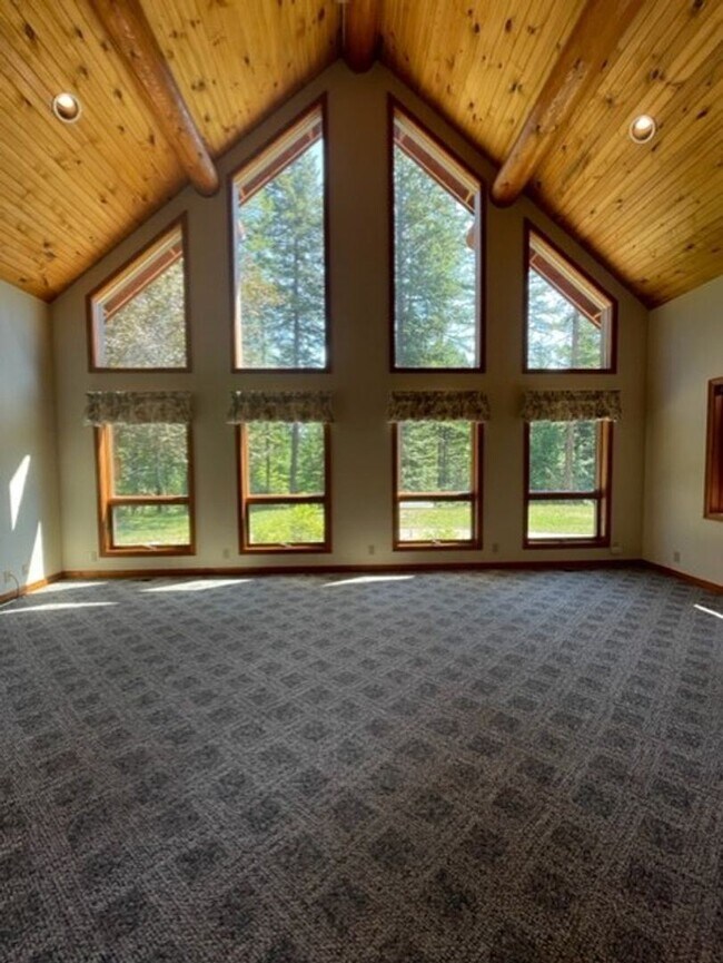Foto del edificio - 3 br, 2.5 bath House - 270 Larch Ridge # PB