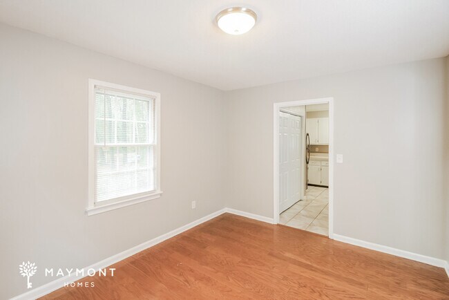 Foto del edificio - 2716 Woodland Rd