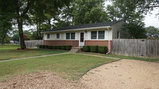 Foto del edificio - 3 br, 1.5 bath House - 9408 Alameda Avenue