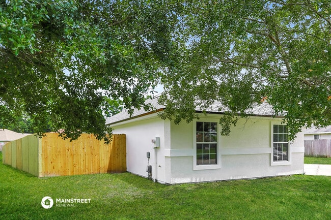 Building Photo - 1368 Summerbrook Dr