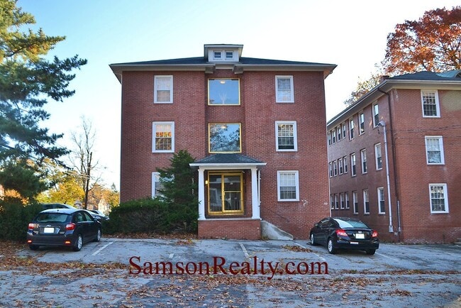 Building Photo - 67 Slater Ave