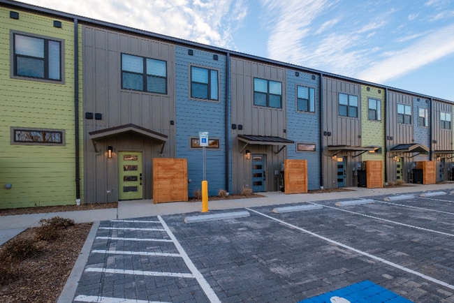 Photo - 303 Park St Townhome