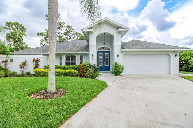 Building Photo - ** BEST LOCATION ** PRIVATE POOL HOME 4/2 ...