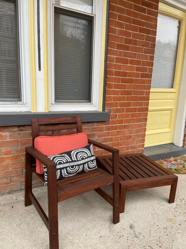 4264 Williamson Pl Unit 1, Cincinnati, OH 45223 Apartments in