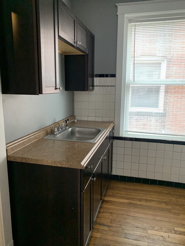 Building Photo - WINNEBAGO DUPLEX