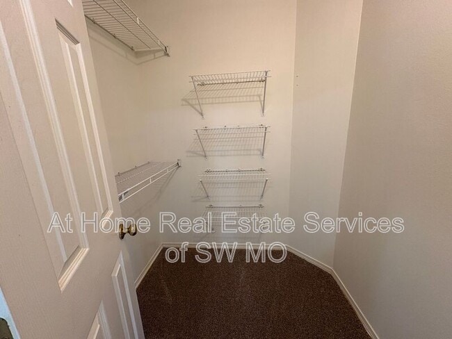 Building Photo - 1260 Butterfield Dr