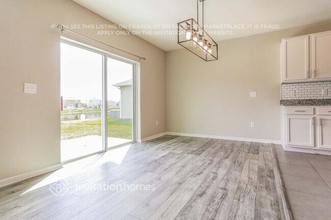 Foto del edificio - 8099 Pelican Reed Cir