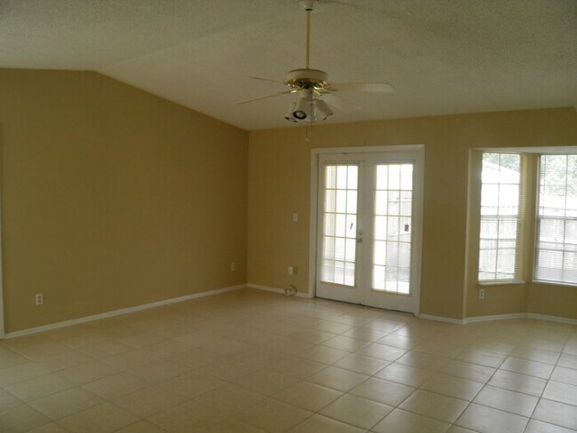 Foto del edificio - Single Family Home in Kissimmee