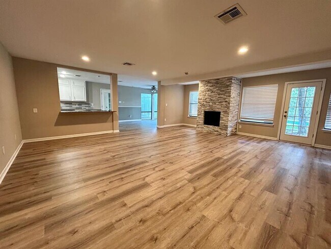 Building Photo - 2710 Timberjack Pl