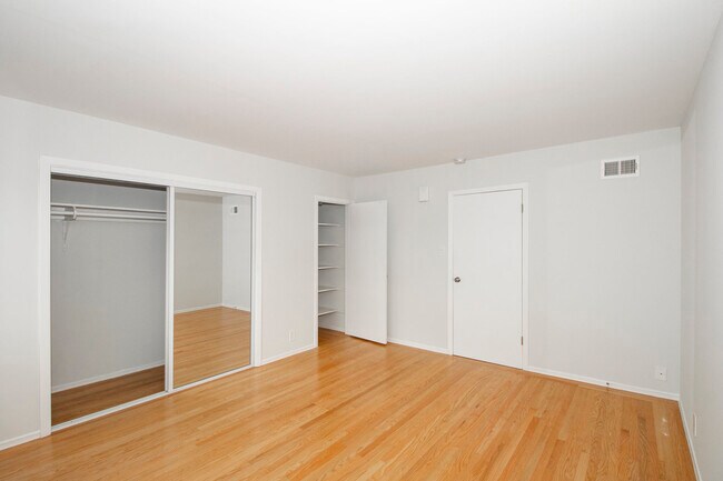 Building Photo - 99 Lupine Ave