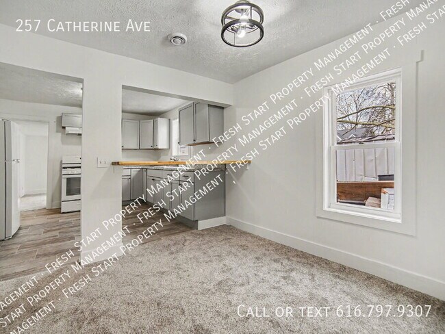 Foto del edificio - 257 Catherine Ave