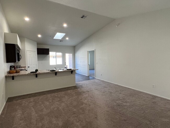 Foto del edificio - DESERT SKY TOWNHOME!
