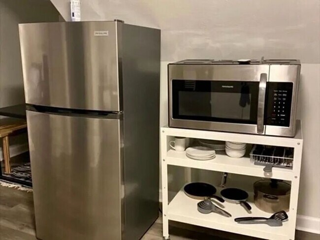 Foto del edificio - 2033 Maple Ave