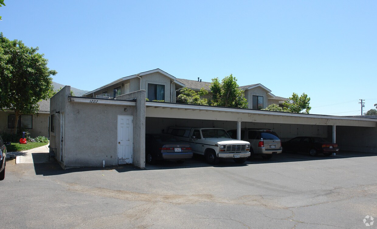 Building Photo - 1220-1222 E Ventura St
