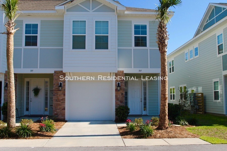 Waterfall Townhome Townhouse for Rent in Panama City Beach, FL