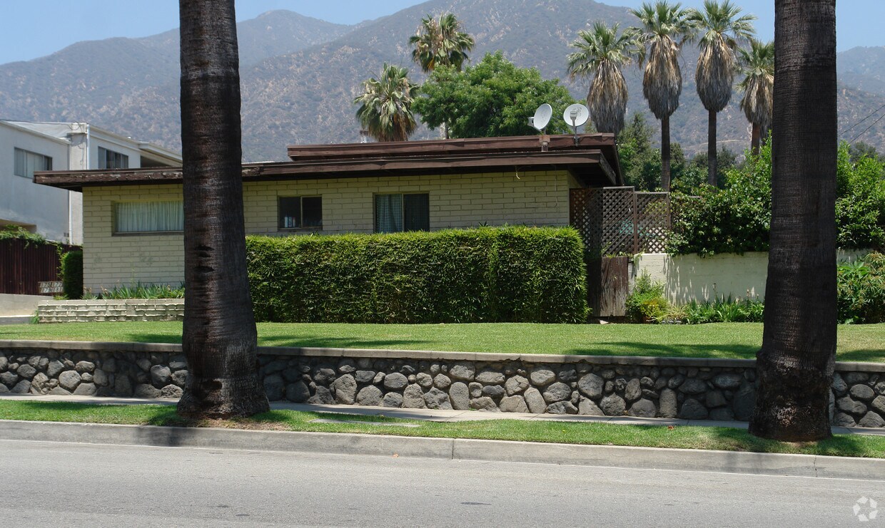 Foto principal - 175 Sierra Madre Blvd