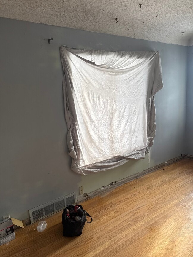 Foto del edificio - 3101 Iroquois Ave