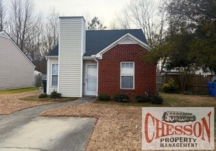 Building Photo - 2416 Winding Creek Dr SW