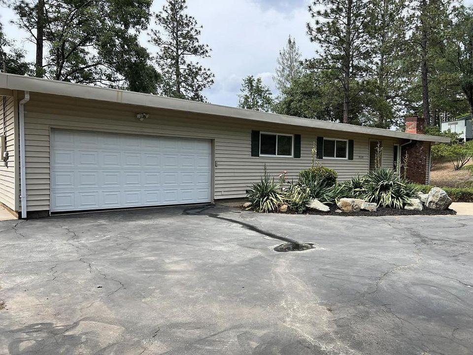 Primary Photo - 969 Oak Terrace Ct