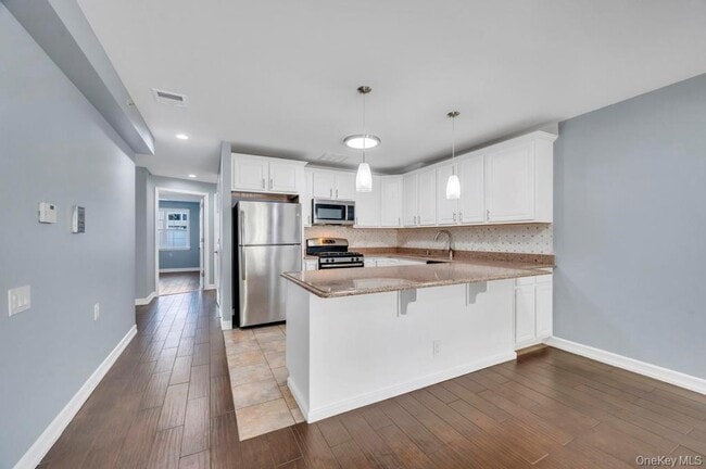 Building Photo - 102-20 Rockaway Beach Blvd