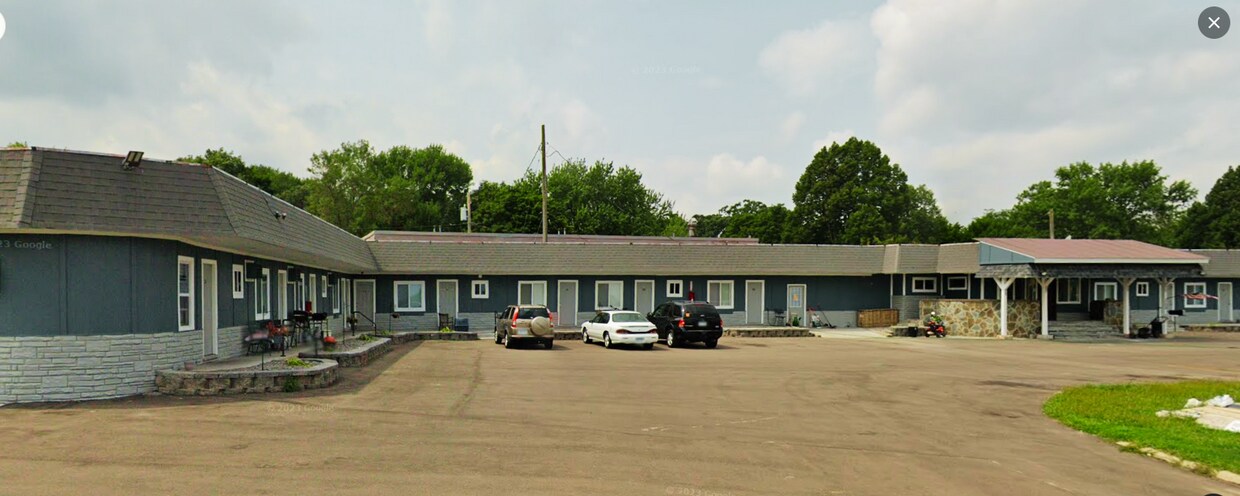 Primary Photo - 700 US-69