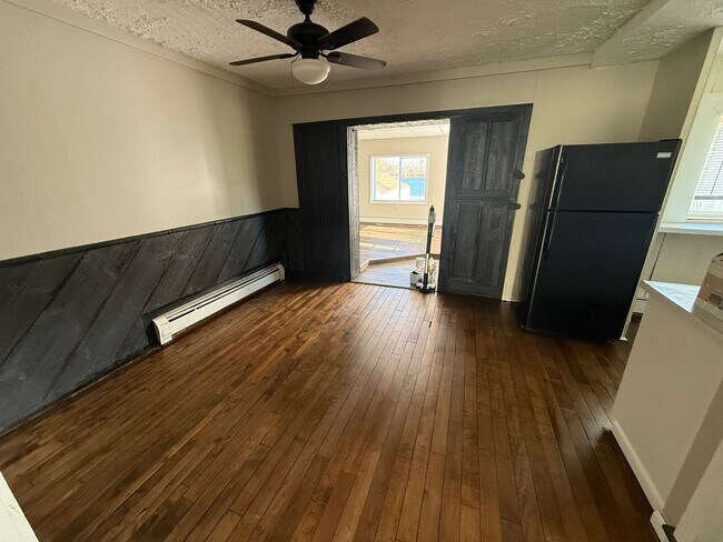 Foto del edificio - Four Bedroom, Two Plus Bathroom House in Morley with a View