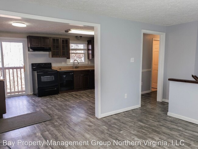 Building Photo - 3 br, 2 bath House - 584 Rockbridge Dr SE