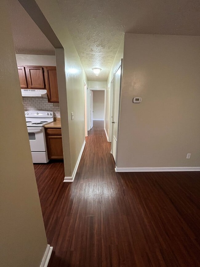 Foto del edificio - 3 Bedroom, 1.5 Bath in Great Location
