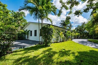 Building Photo - 7401 Miami View Dr