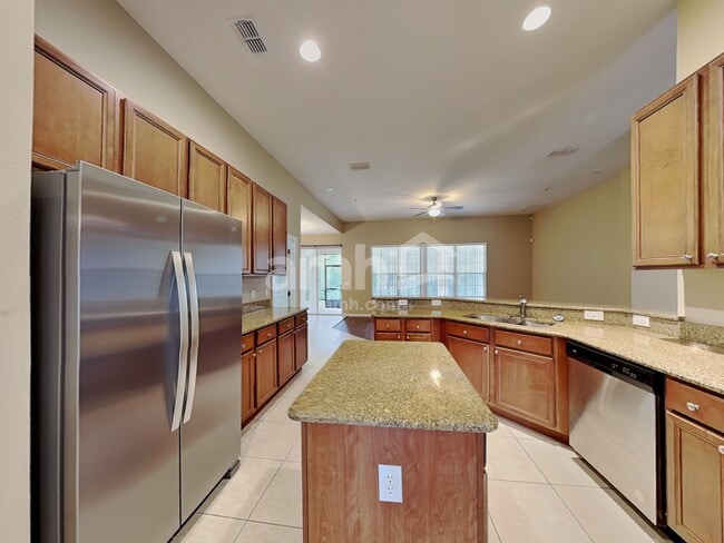 Building Photo - 10016 Caroline Park Dr