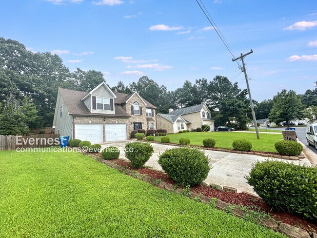 Foto del edificio - 7105 Mahogany Dr