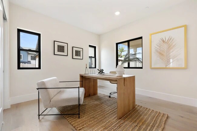 Foto del edificio - 3731 Adams St