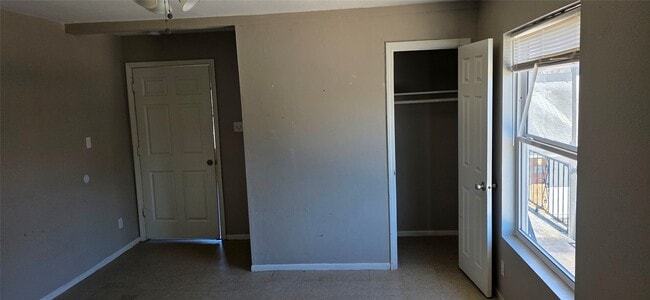 Foto del edificio - 5130 Chapman St