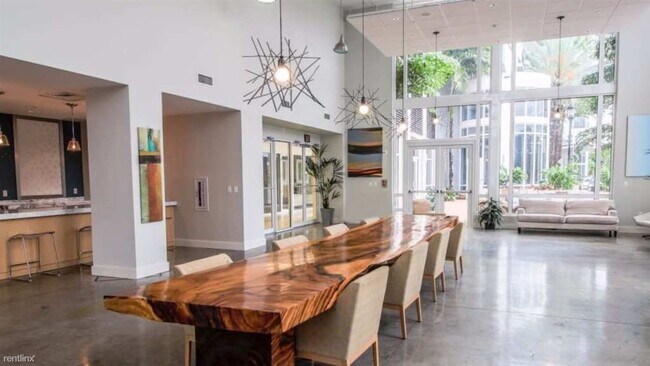 Foto del edificio - 7805 SW 6th Ct