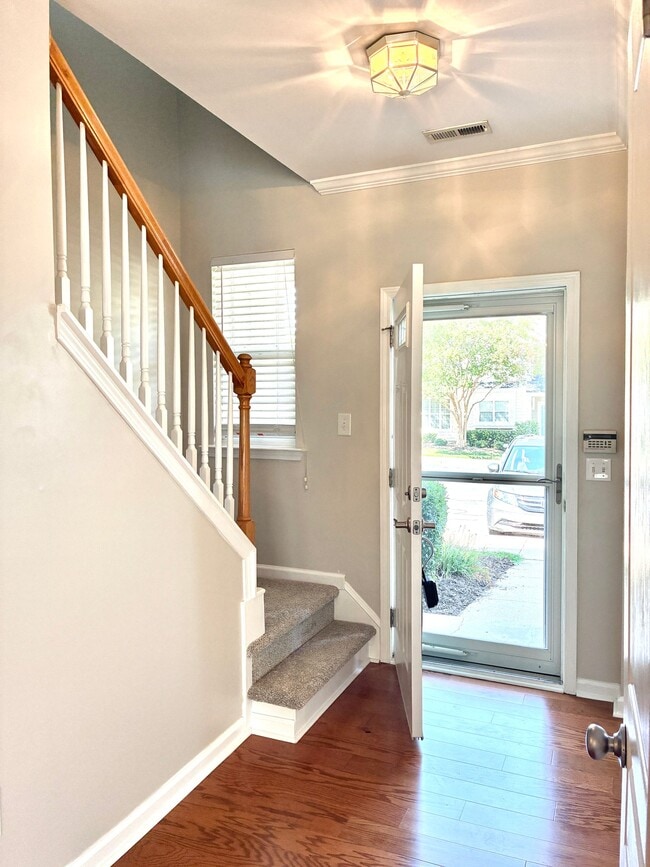Building Photo - 413 Colwick Ln