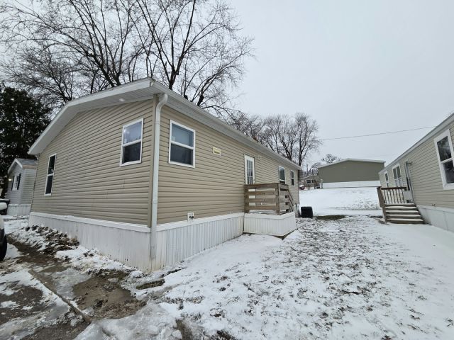 Building Photo - 333 Oriole Ln