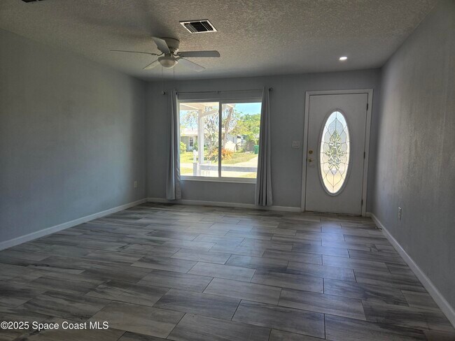 Foto del edificio - 780 Mohawk Ave