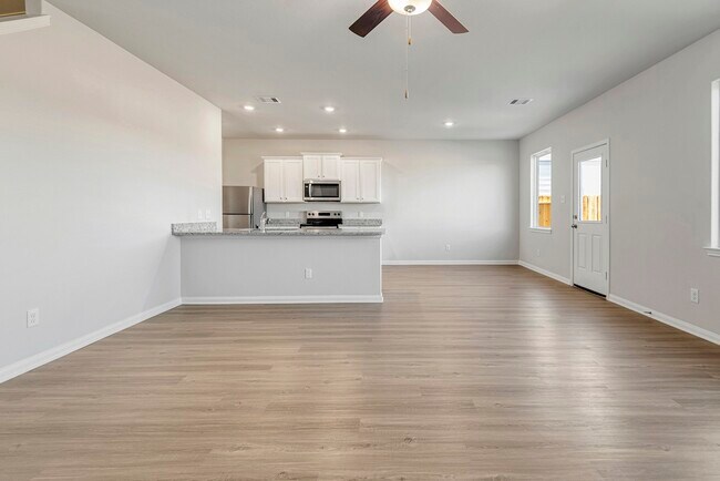 Foto del edificio - 23115 Glory Orchid Dr