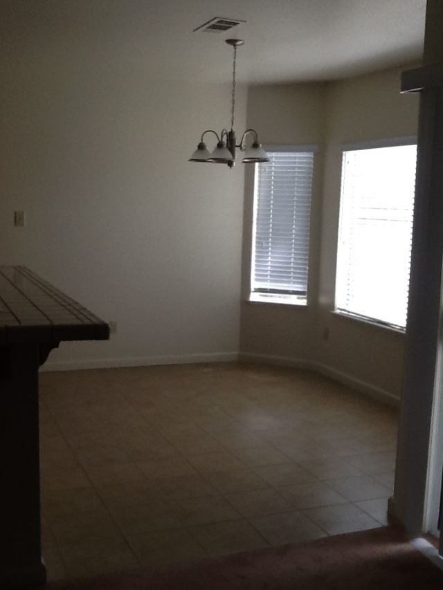 Building Photo - House For Rent in Modesto