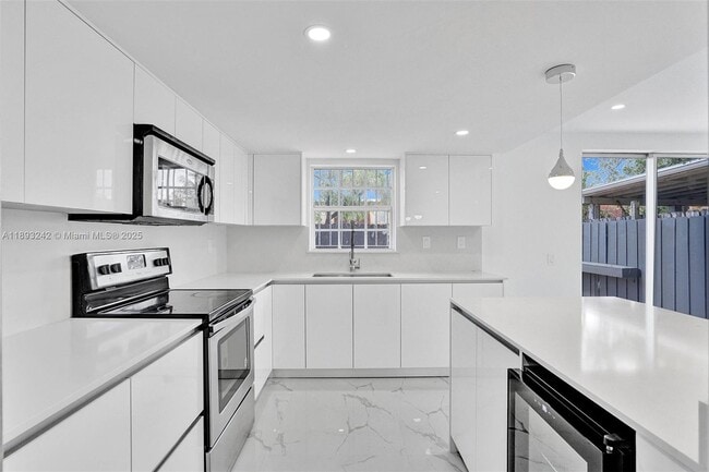 Foto del edificio - 606 NW 107th Ave