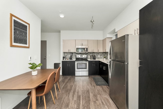 Building Photo - 80 South Main St