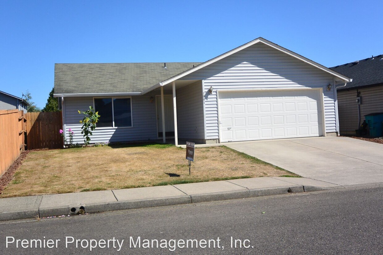 Primary Photo - 3 br, 1.5 bath House - 1001 SE 3rd. Avenue