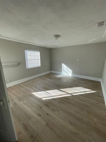 Building Photo - 302 Ross Ave
