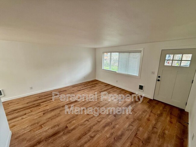 Foto del edificio - 2718 Q St