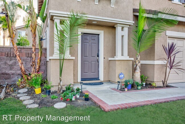 Foto del edificio - 3 br, 2.5 bath House - 15548 Lanyard Ln