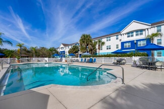 Building Photo - Lexington Club